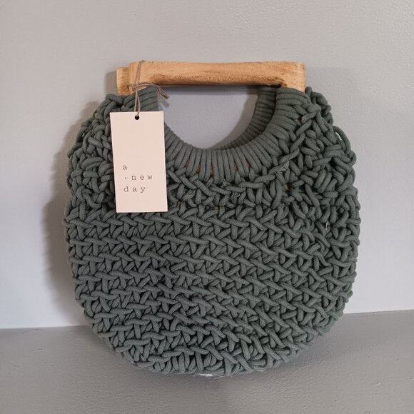 A New Day Crochet Purse With Wood Handles - Picture 2 of 7